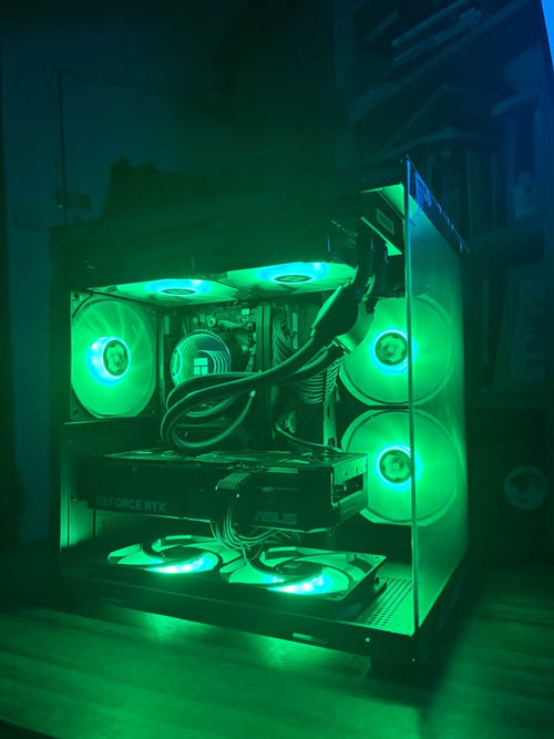 Ryzen 7 7800X3D | RTX 5070 12GB | 32GB DDR5 | 2TB NVMe | Compact High-End Gaming PC